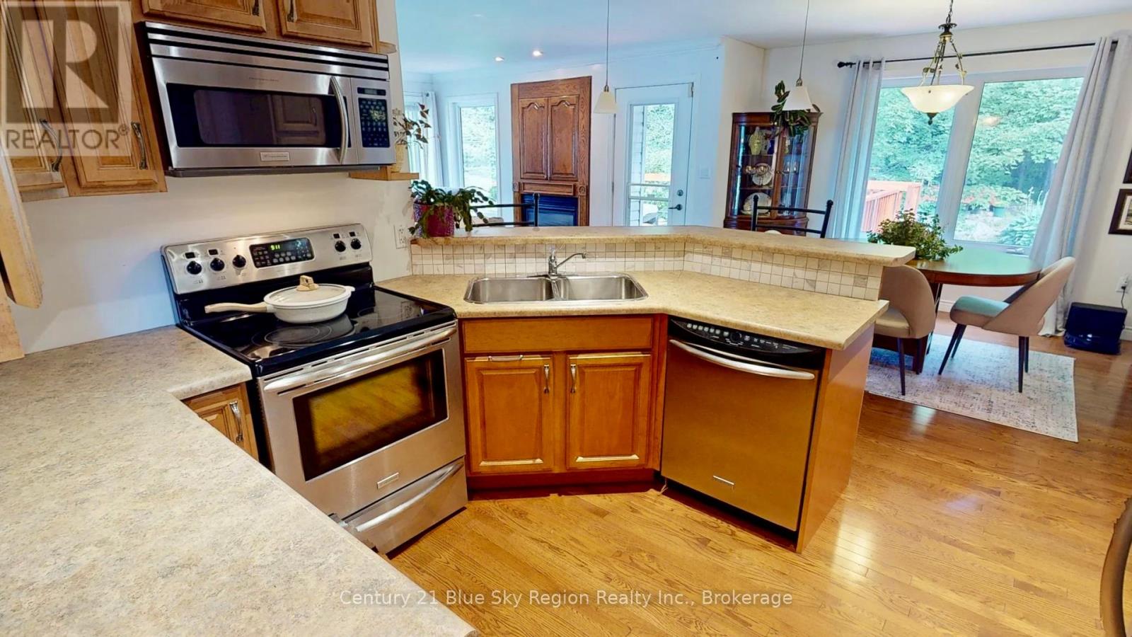 154 Golf Course Road, Callander, Ontario  P0H 1H0 - Photo 15 - X12301900