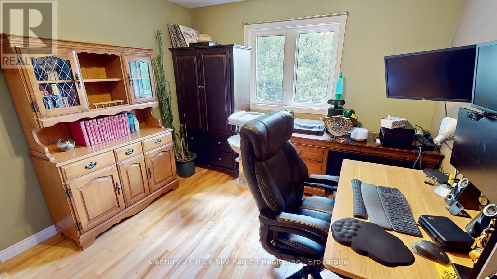 154 Golf Course Road, Callander, Ontario  P0H 1H0 - Photo 21 - X12301900