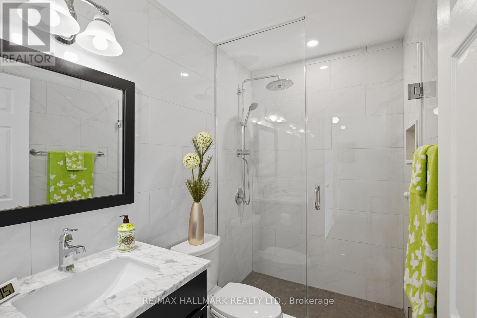 19 Michael Way, Markham (Buttonville), Ontario  L3R 5G4 - Photo 21 - N12442022