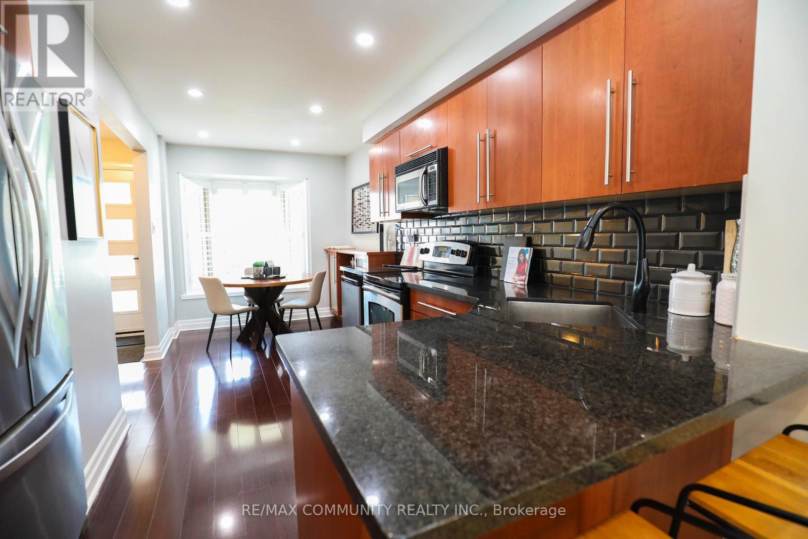 3 Durness Avenue, Toronto, Ontario  M1B 4W8 - Photo 4 - E12408147