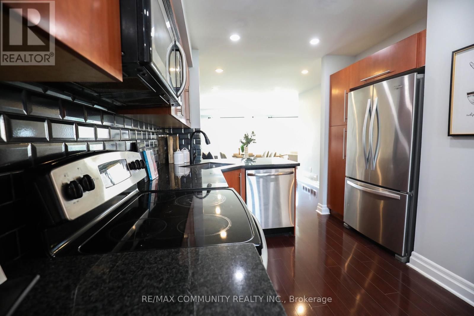3 Durness Avenue, Toronto, Ontario  M1B 4W8 - Photo 3 - E12408147