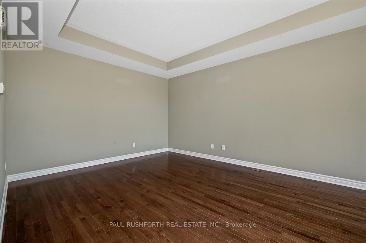 640 Lauraleaf Crescent, Ottawa, Ontario  K2J 6G9 - Photo 7 - X12442936