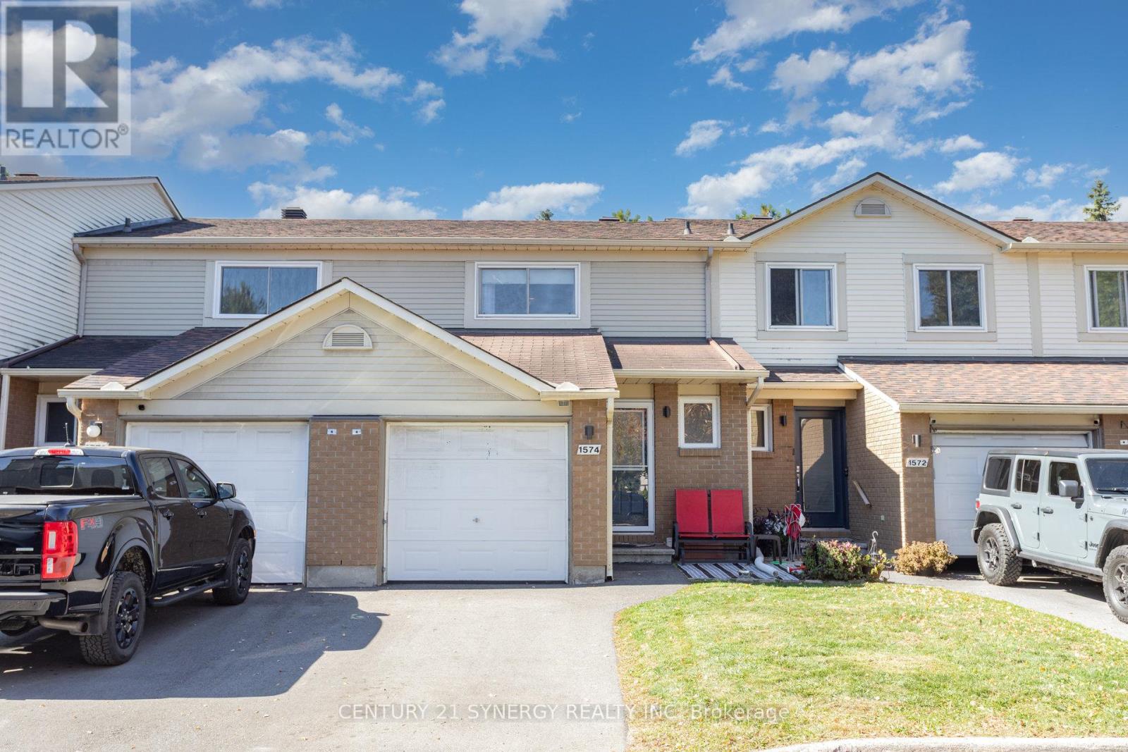64 - 1574 CHEEVERS CRESCENT, Ottawa, Ontario