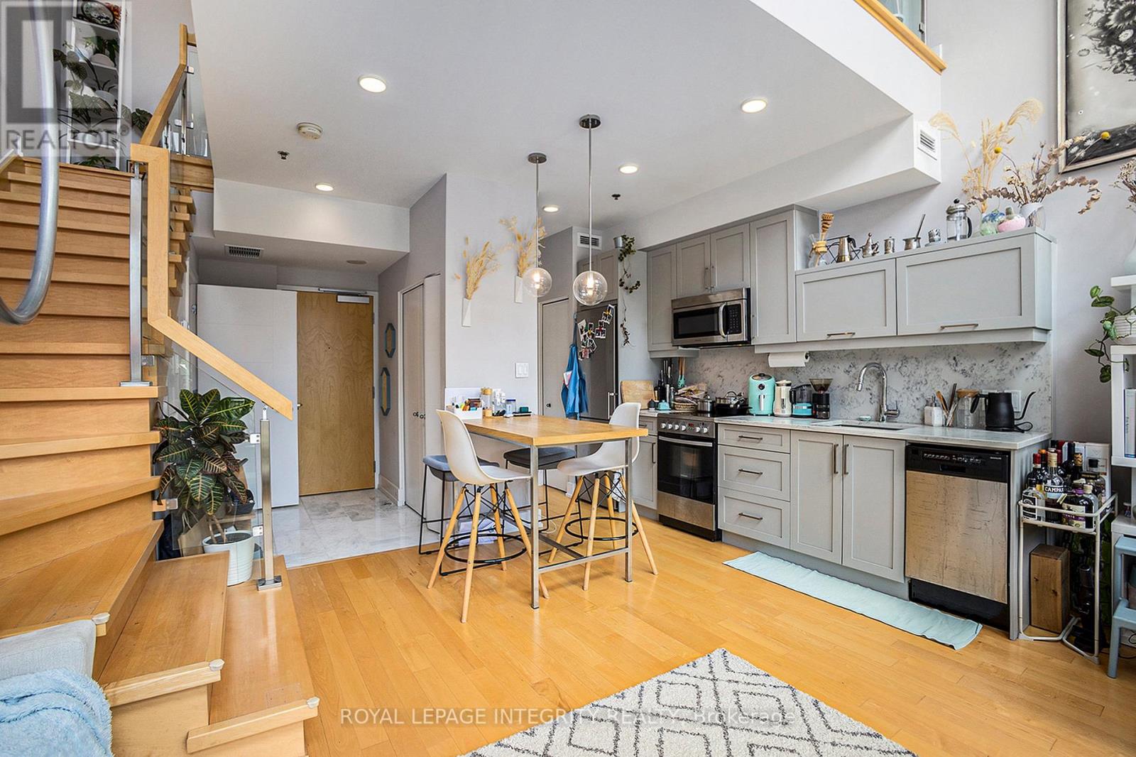 212 - 197 Lisgar Street, Ottawa, Ontario  K2P 0C3 - Photo 4 - X12442988