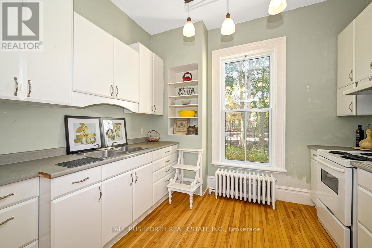 5 D'arcy Street, Perth, Ontario  K7H 2T7 - Photo 12 - X12443002