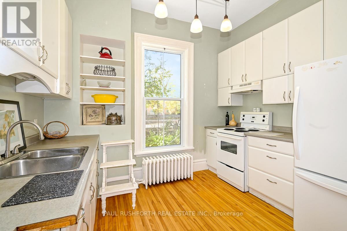 5 D'arcy Street, Perth, Ontario  K7H 2T7 - Photo 13 - X12443002