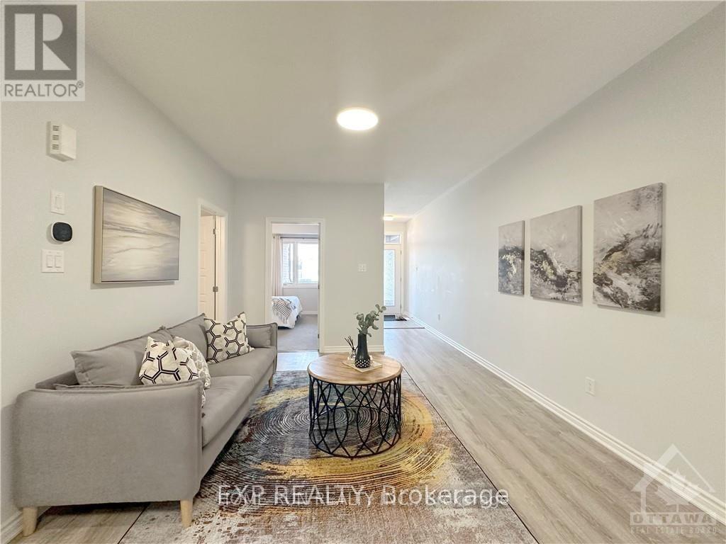 169 Anthracite Private, Ottawa, Ontario  K2J 7B4 - Photo 5 - X12443052