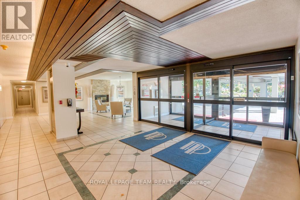 2201 - 1025 Richmond Road, Ottawa, Ontario  K2B 8G8 - Photo 3 - X12443065