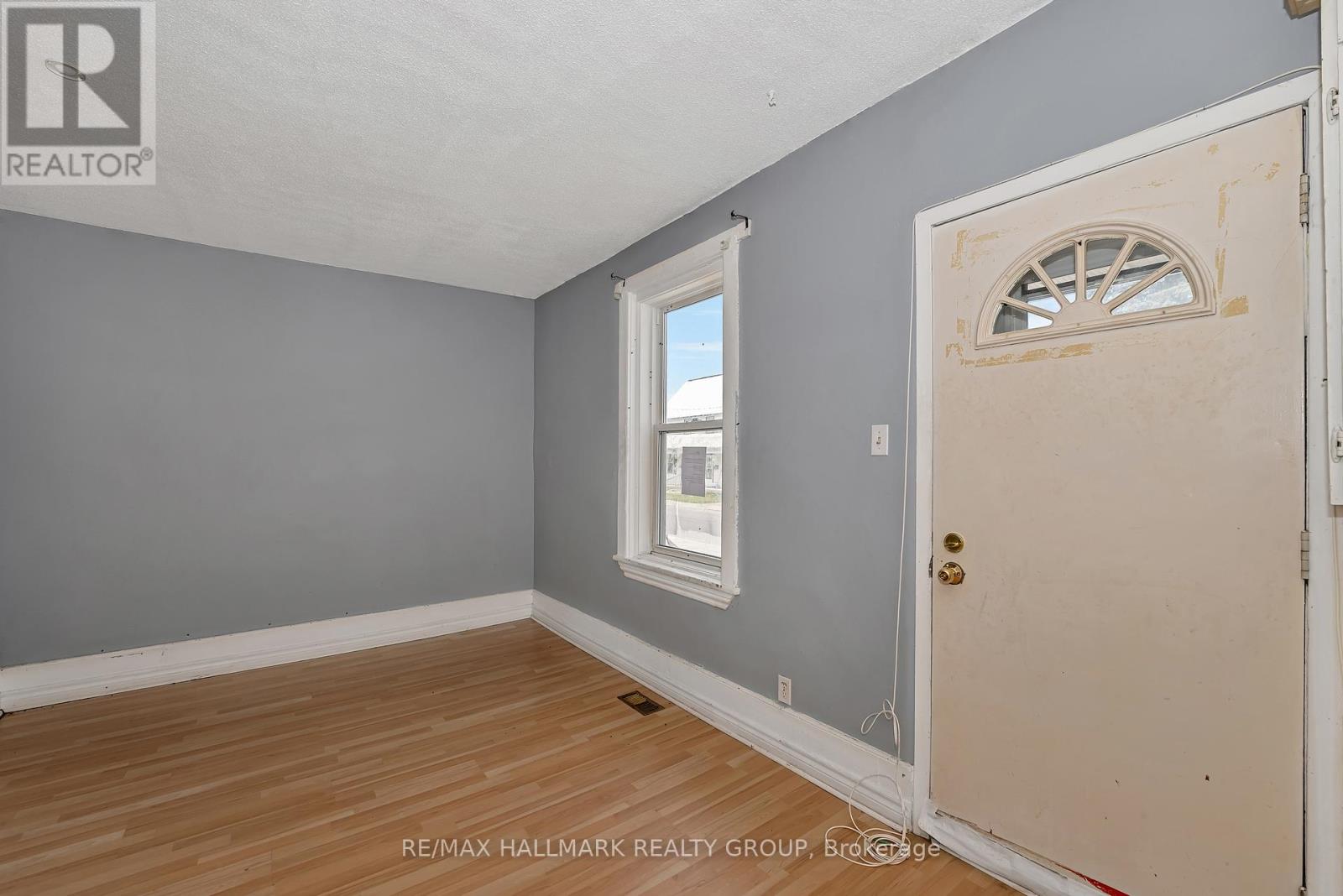 243 Harriet Street, Arnprior, Ontario  K7S 2T4 - Photo 20 - X12443098