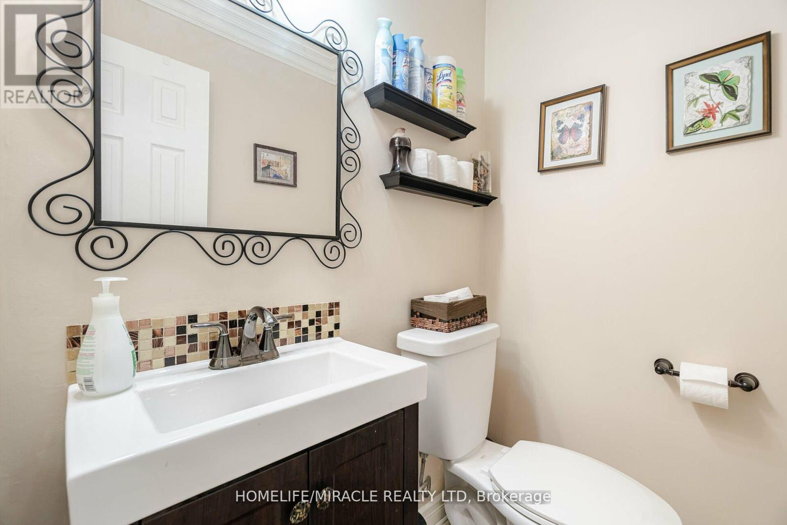 129 Van Scott Drive, Brampton, Ontario  L7A 2C7 - Photo 19 - W12378196