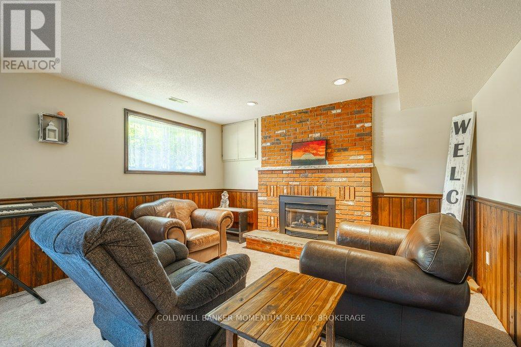 738 Welland Road, Pelham (Fenwick), Ontario  L0S 1C0 - Photo 30 - X12442962