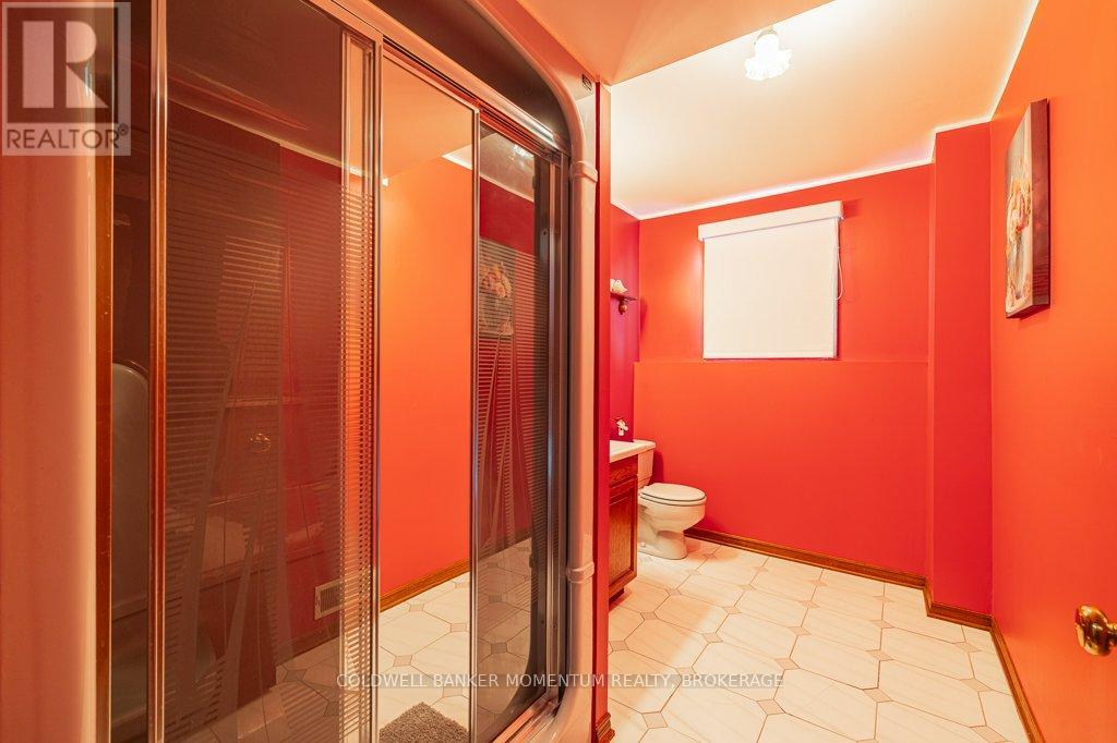 738 Welland Road, Pelham (Fenwick), Ontario  L0S 1C0 - Photo 31 - X12442962