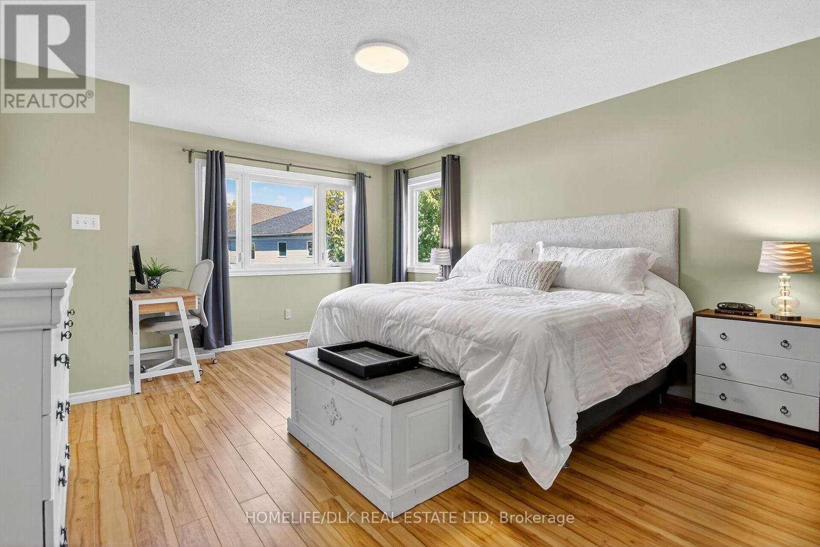 108 Landover Crescent, Ottawa, Ontario  K2M 2W4 - Photo 17 - X12442169
