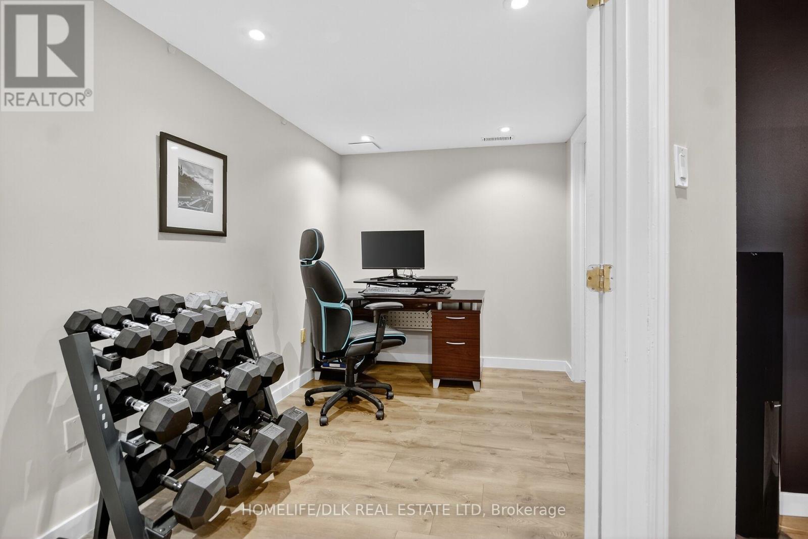 108 Landover Crescent, Ottawa, Ontario  K2M 2W4 - Photo 30 - X12442169