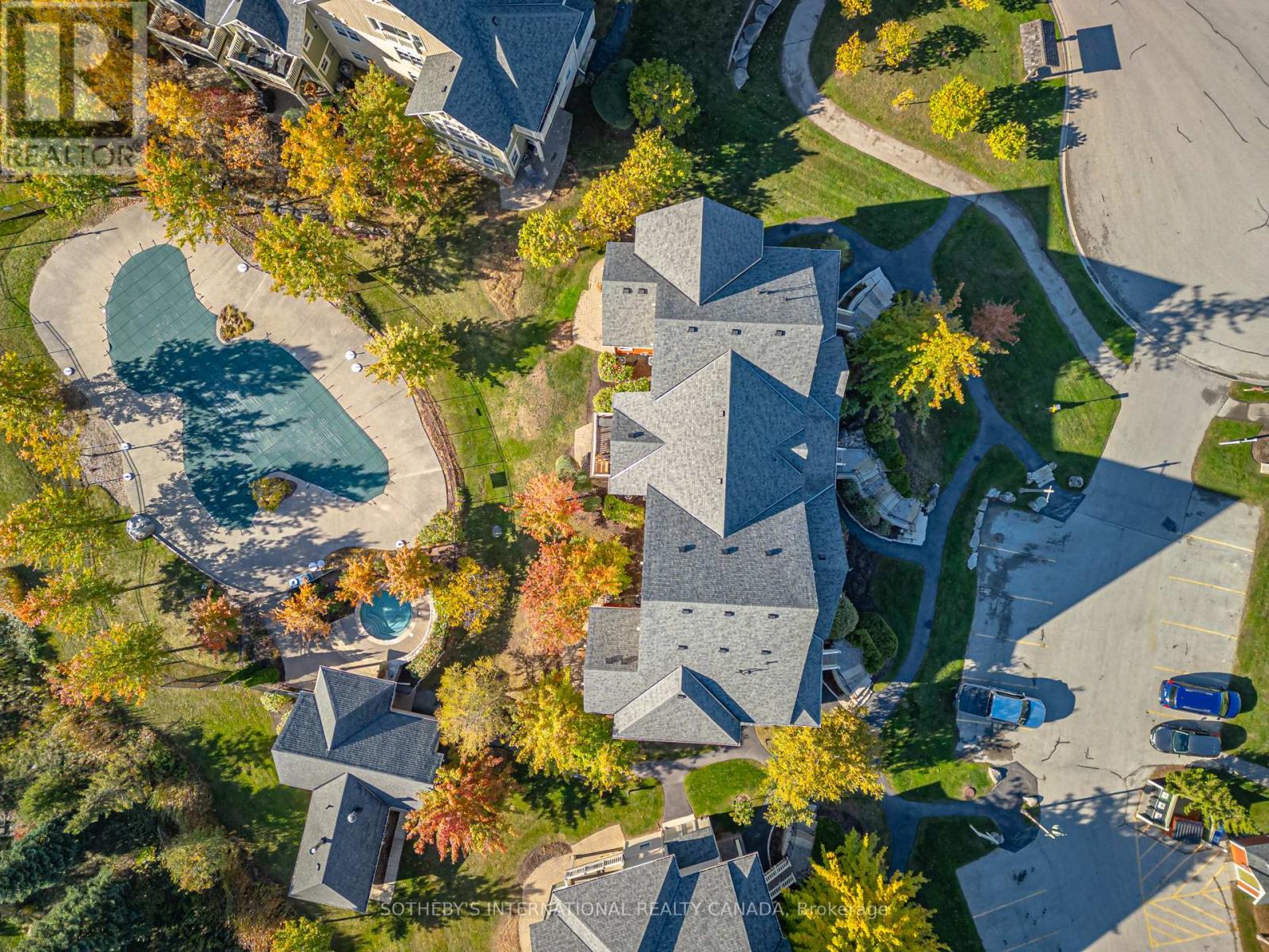 120 - 125 FAIRWAY COURT, Blue Mountains, Ontario