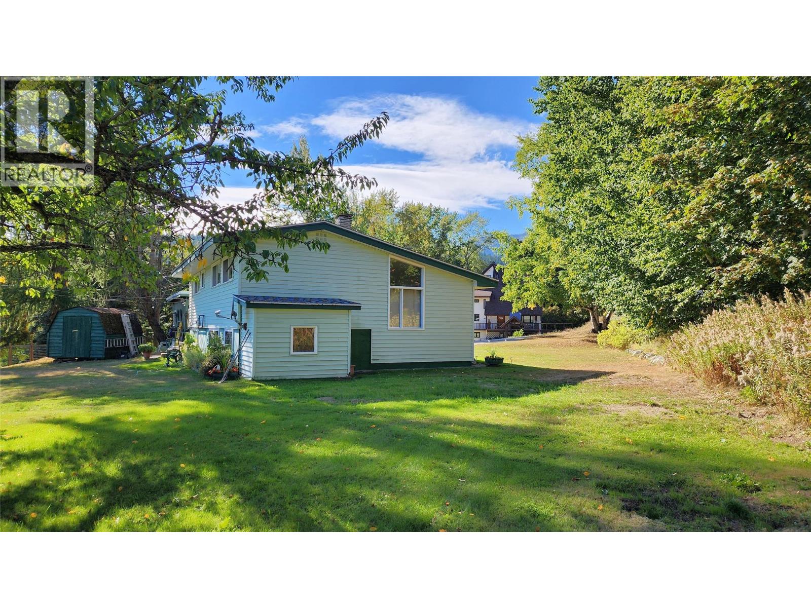 2109 Thompson Avenue, Rossland, British Columbia  V0G 1Y0 - Photo 27 - 10364351