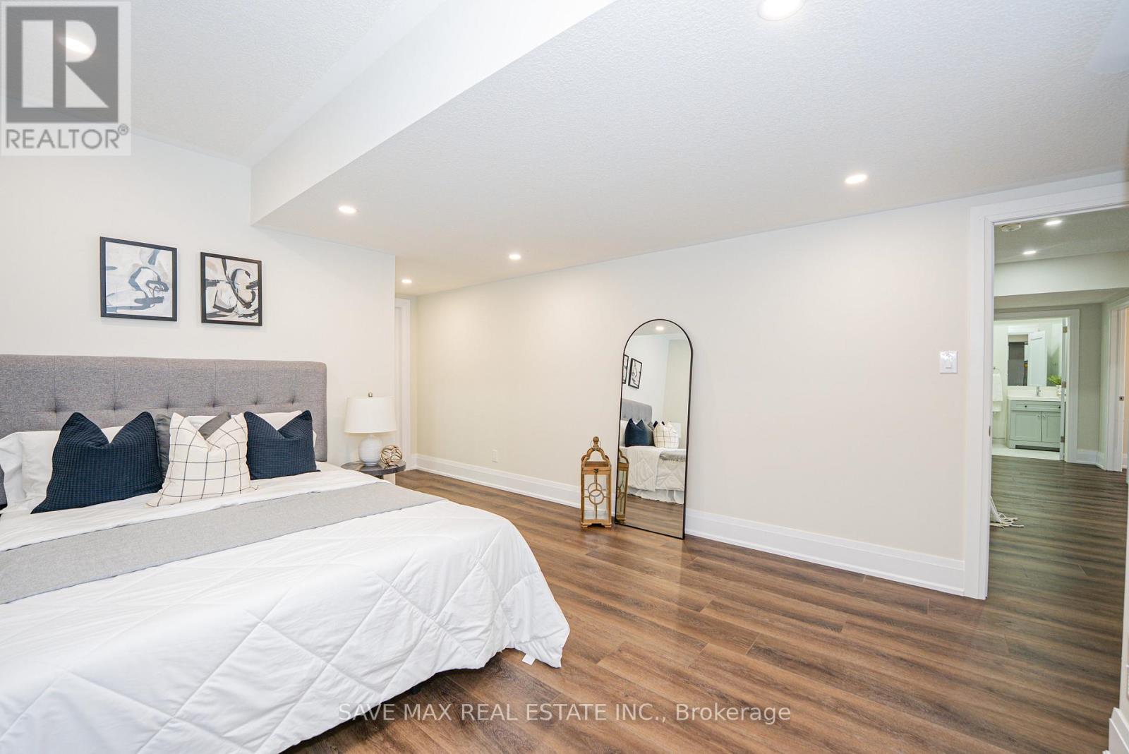 26 Falconridge Drive, Kitchener, Ontario  N2K 0G1 - Photo 42 - X12440615