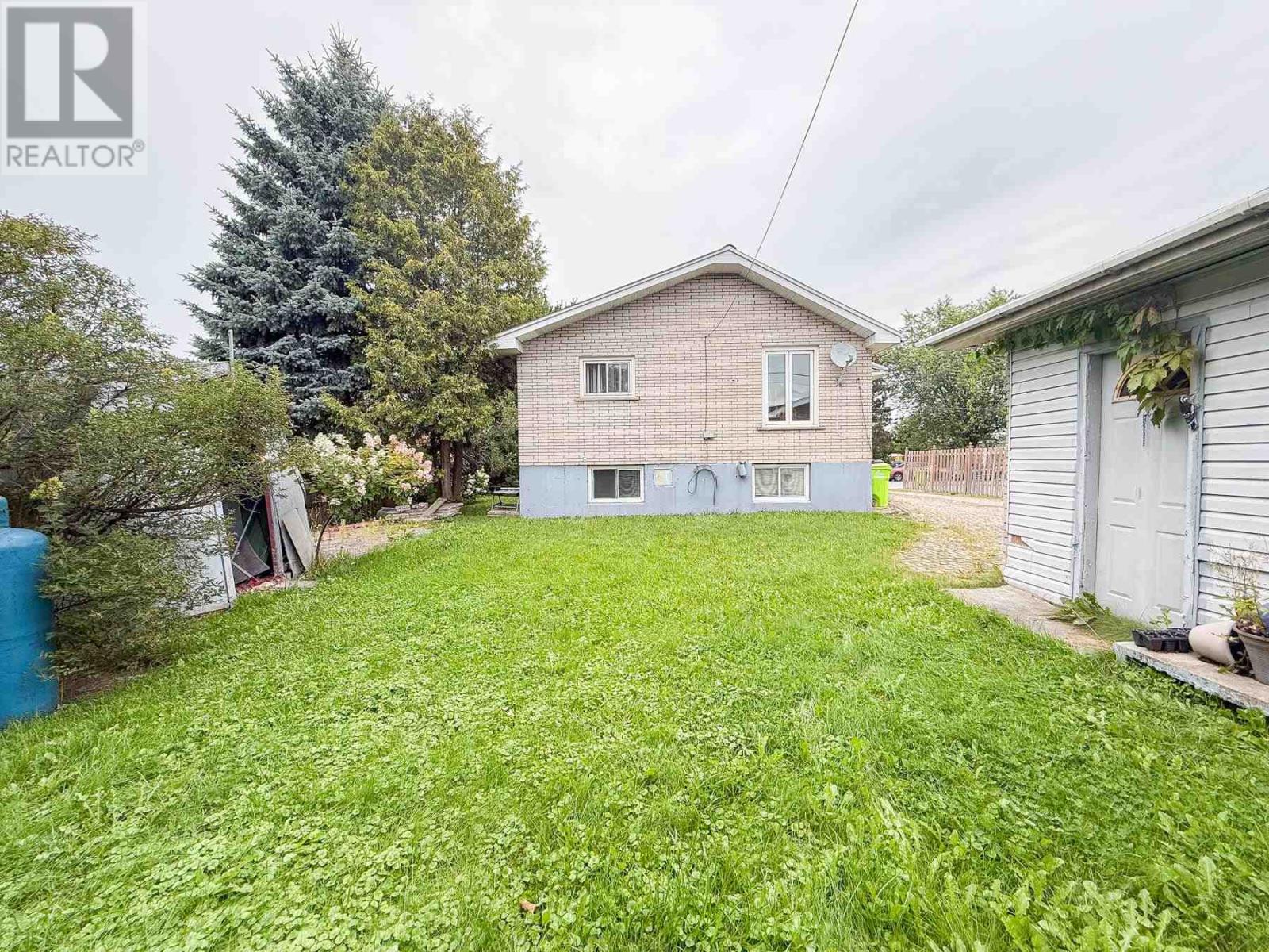 325 Sussex Rd, Sault Ste. Marie, Ontario  P6C 2S2 - Photo 38 - SM252434