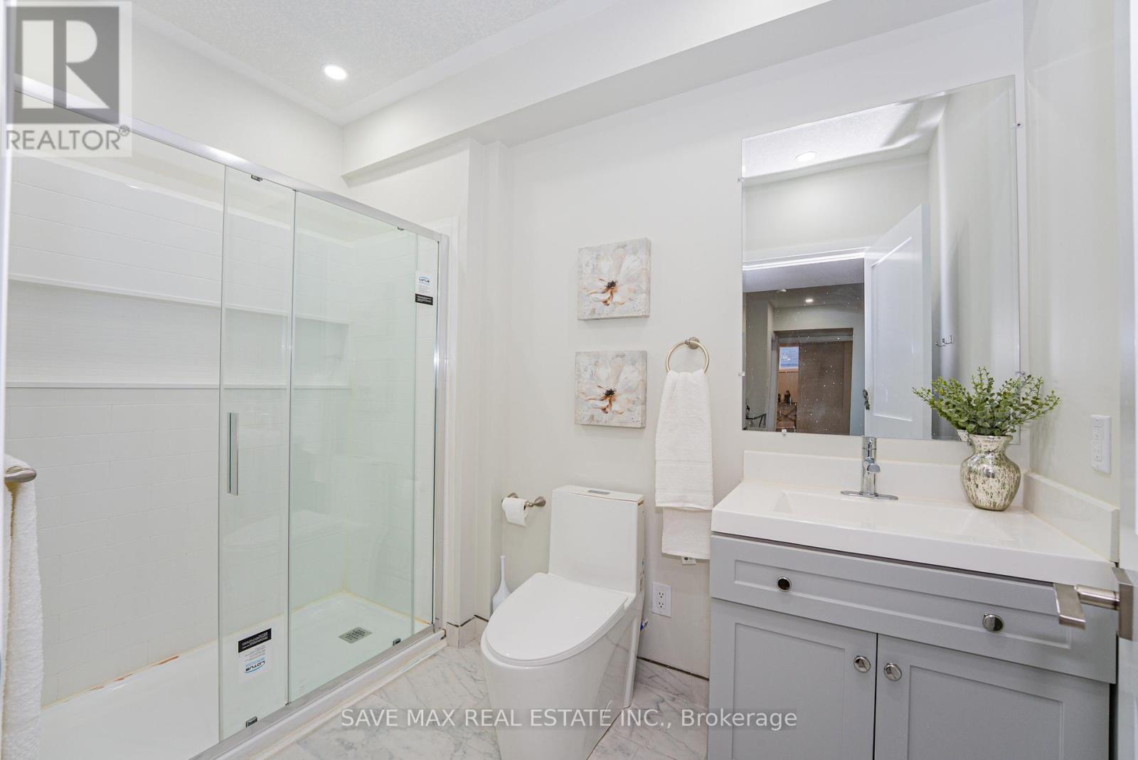 26 Falconridge Drive, Kitchener, Ontario  N2K 0G1 - Photo 46 - X12440615