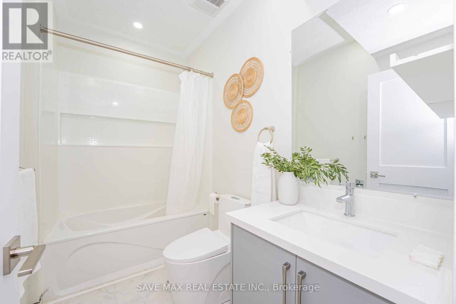 26 Falconridge Drive, Kitchener, Ontario  N2K 0G1 - Photo 43 - X12440615