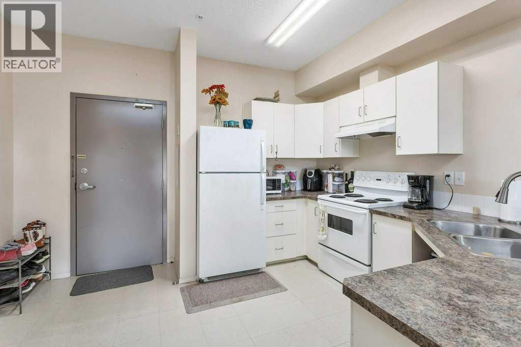 119, 80a Kelloway Crescent, Red Deer, Alberta  T4P 4E5 - Photo 4 - A2256590