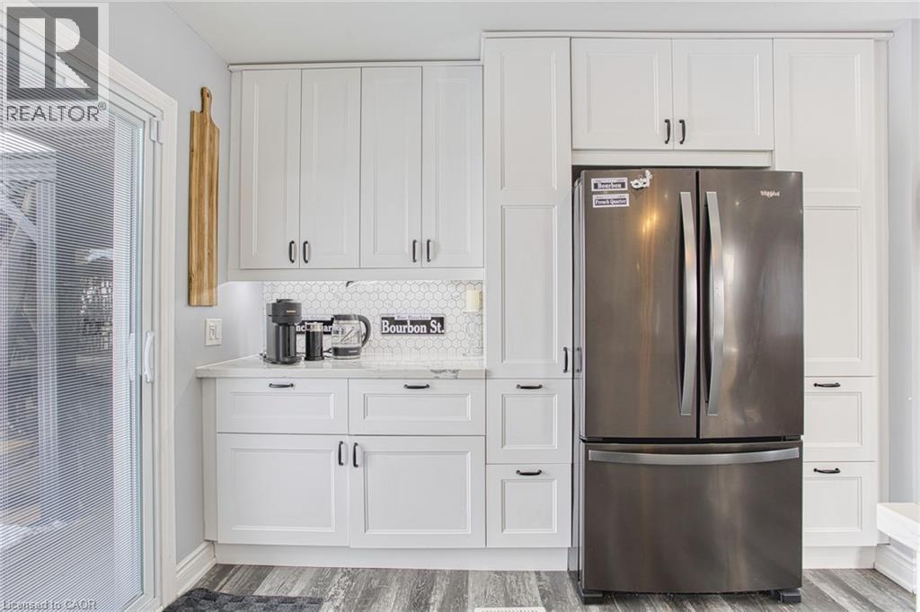4382 Central Avenue, Beamsville, Ontario  L0R 1B6 - Photo 7 - 40770478