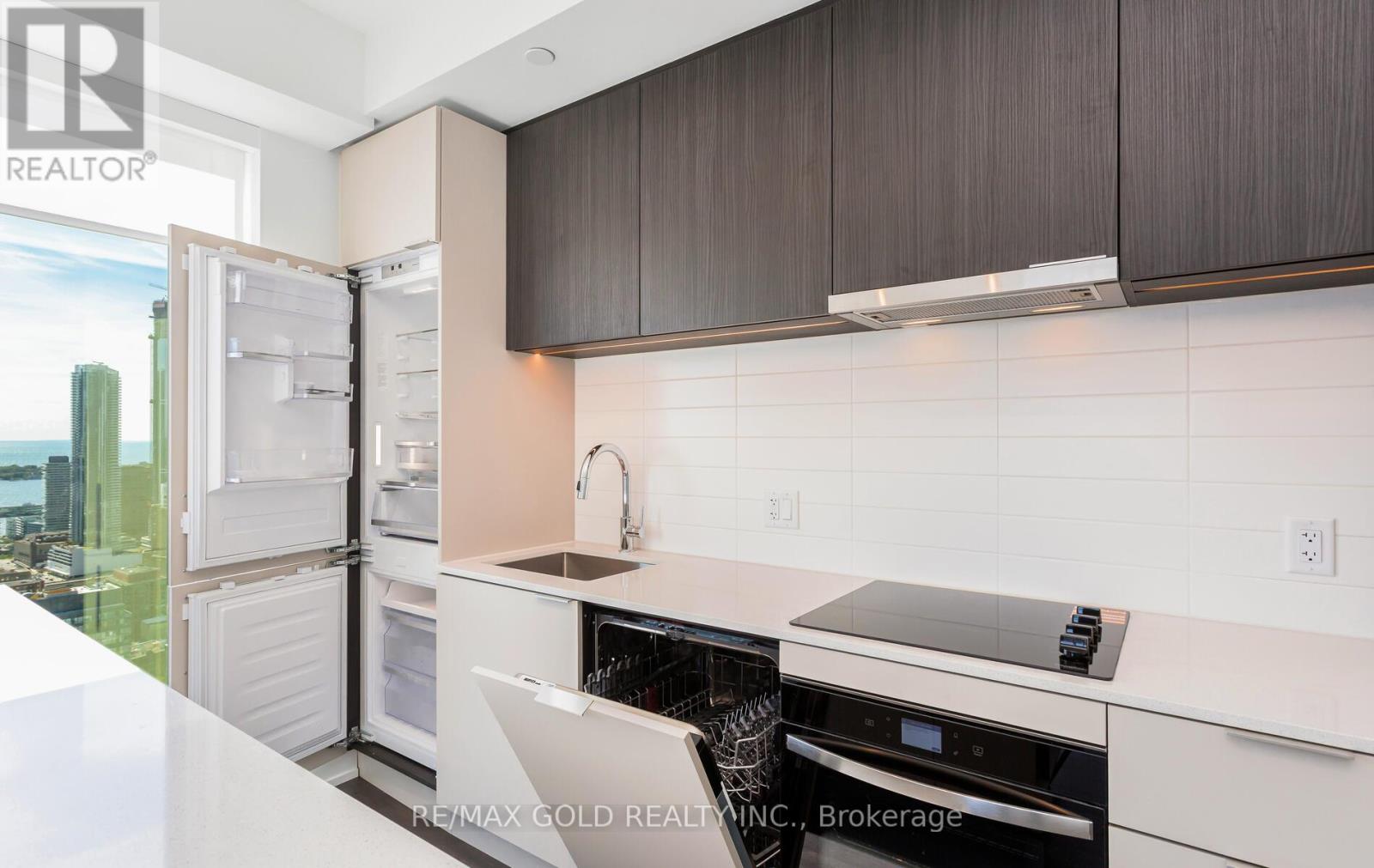4907 - 89 Church Street, Toronto, Ontario  M5C 2G3 - Photo 13 - C12442900