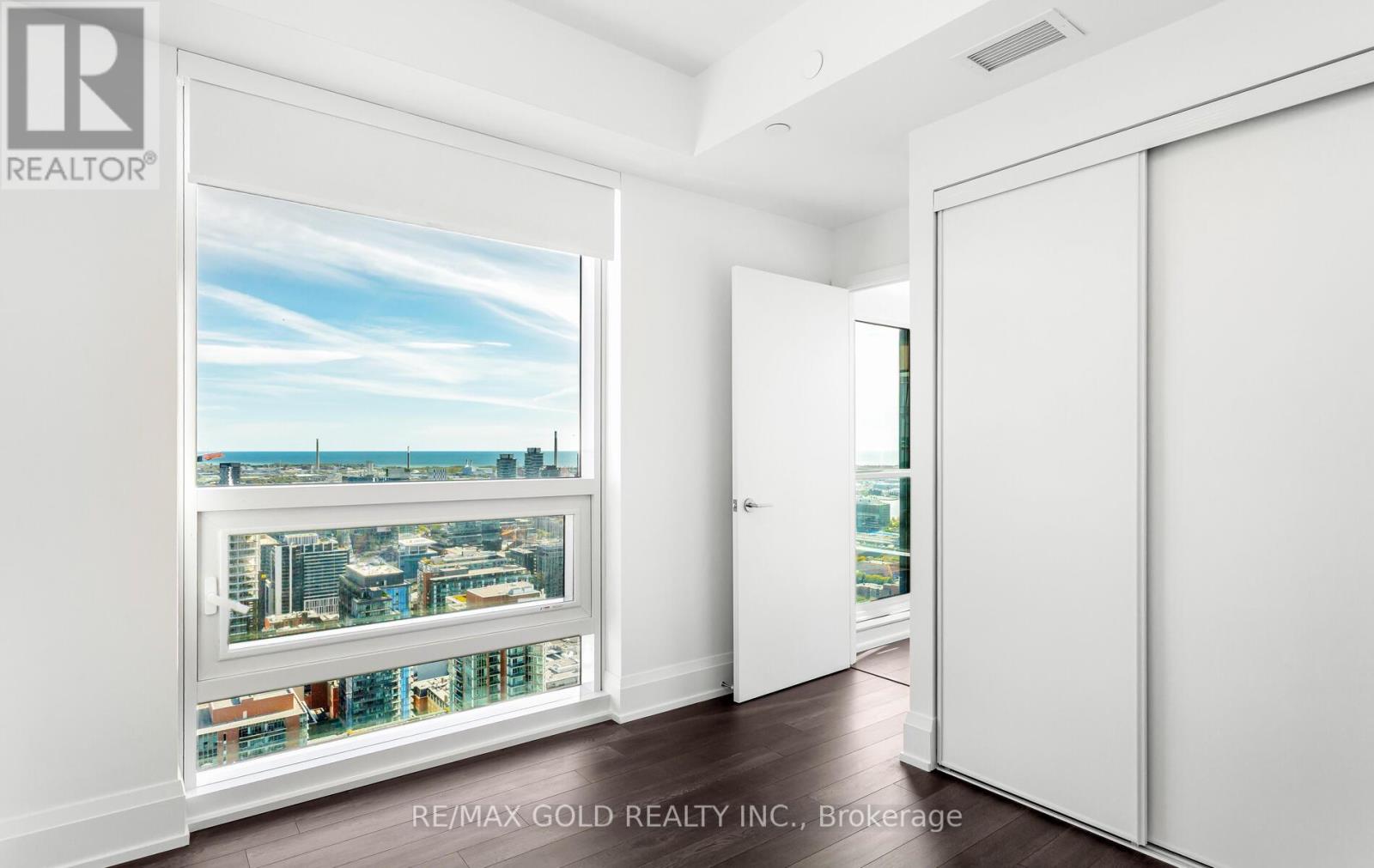 4907 - 89 Church Street, Toronto, Ontario  M5C 2G3 - Photo 16 - C12442900