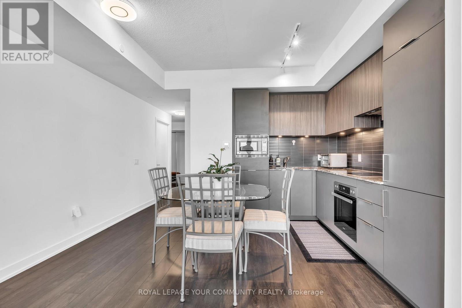 317 - 50 O'neil Road, Toronto (Banbury-Don Mills), Ontario  M3C 0H1 - Photo 8 - C12442902