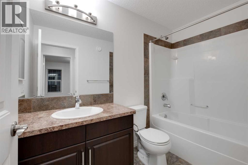 104 Masters Link Se, Calgary, Alberta  T3M 2N2 - Photo 20 - A2244748