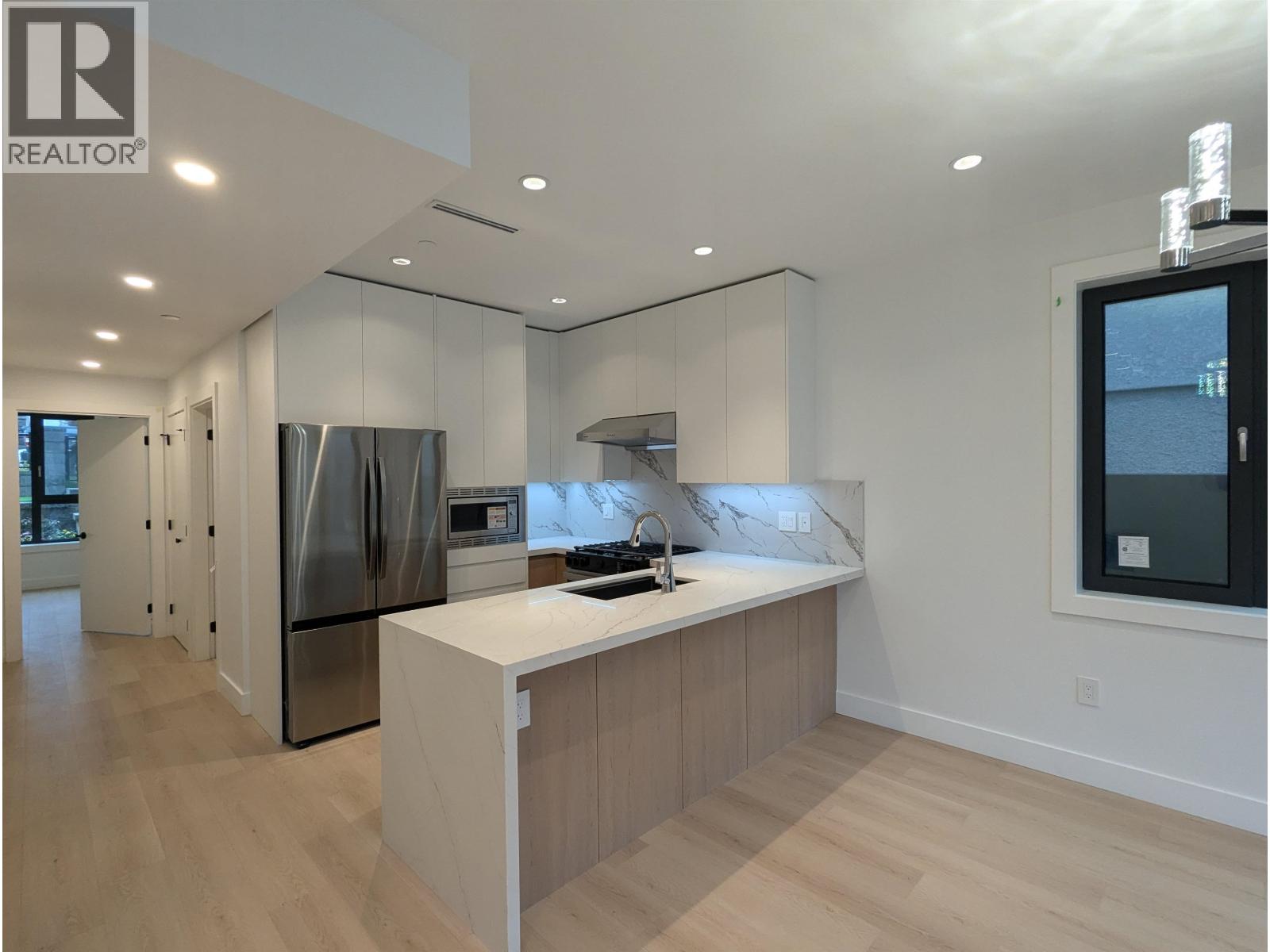 2 262 E 65th Avenue, Vancouver, British Columbia  V5X 2P4 - Photo 4 - R3052434