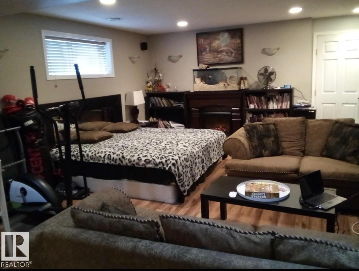 7905 12 Av Sw, Edmonton, Alberta  T6X 1E8 - Photo 26 - E4460646