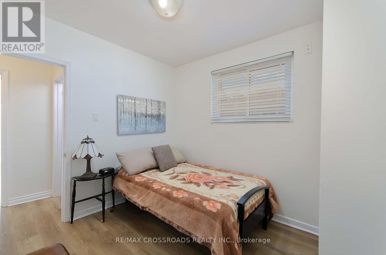 37 Avis Crescent, Toronto (O'connor-Parkview), Ontario  M4B 1B8 - Photo 18 - E12442855