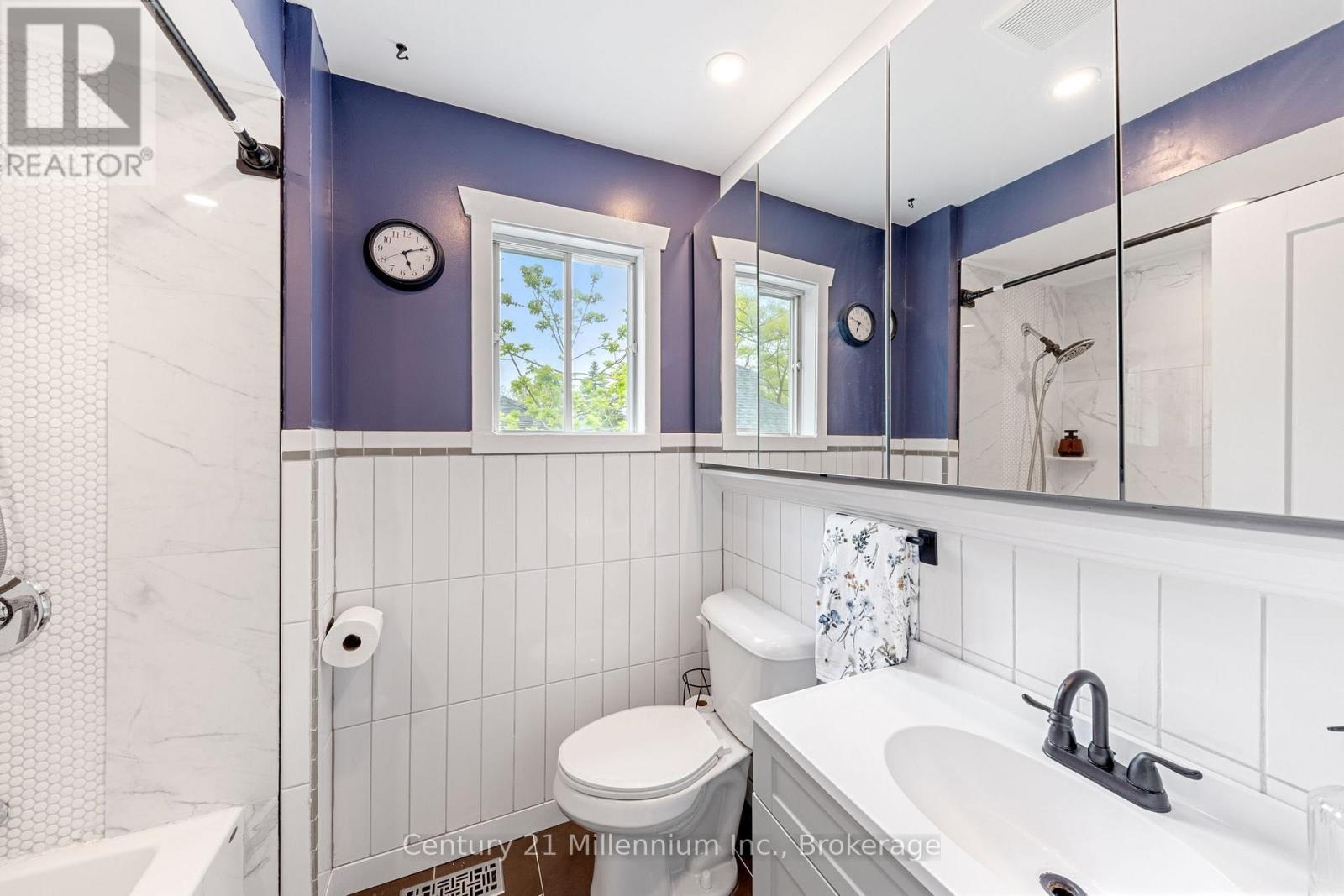 108 Ansley Road, Wasaga Beach, Ontario  L9Z 2N5 - Photo 26 - S12443014