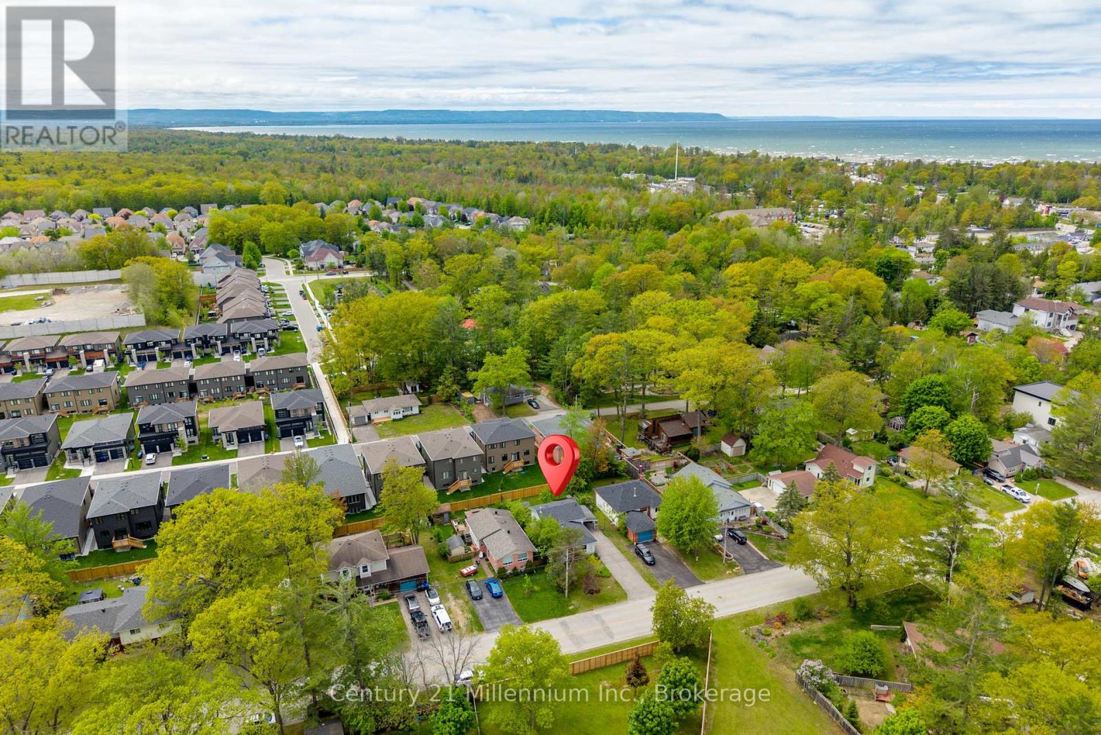 108 Ansley Road, Wasaga Beach, Ontario  L9Z 2N5 - Photo 45 - S12443014
