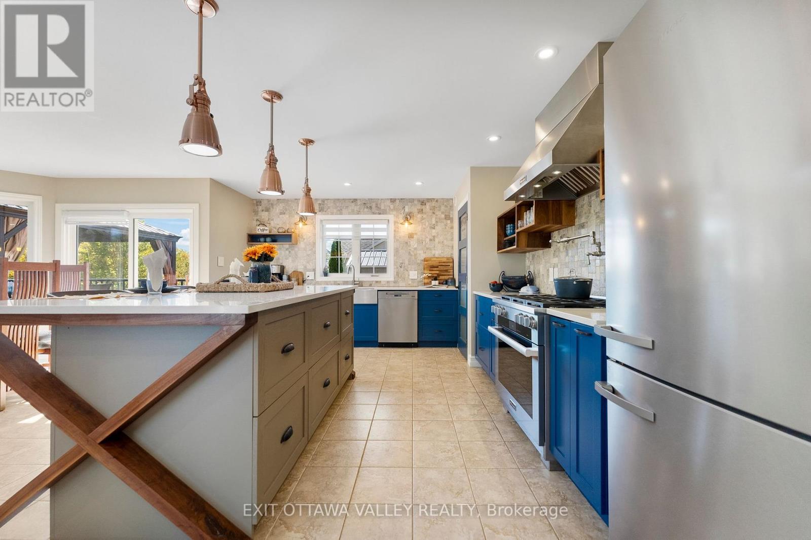 1 Fern Gully Lane, Whitewater Region, Ontario  K0J 1C0 - Photo 14 - X12442975