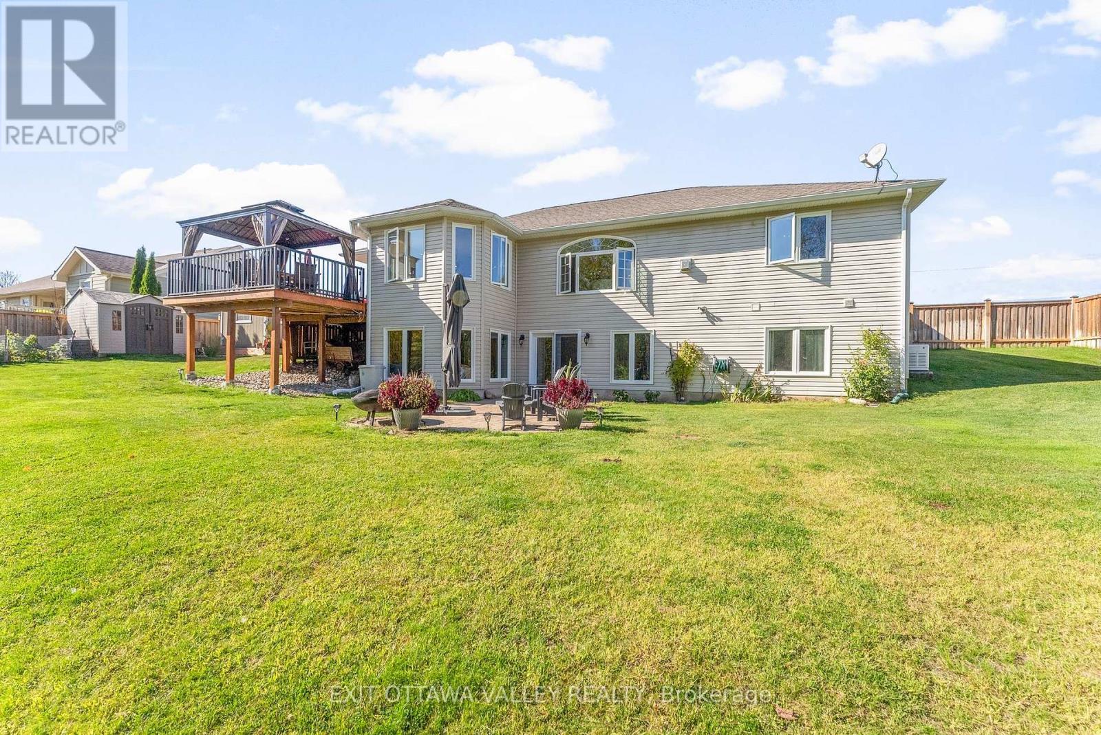 1 Fern Gully Lane, Whitewater Region, Ontario  K0J 1C0 - Photo 43 - X12442975