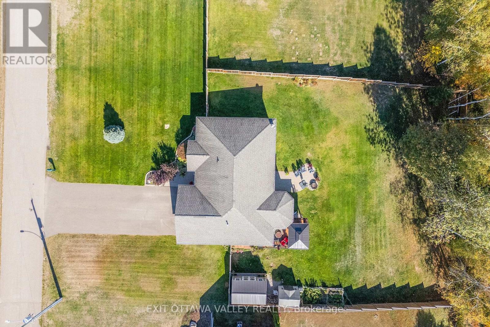 1 Fern Gully Lane, Whitewater Region, Ontario  K0J 1C0 - Photo 44 - X12442975