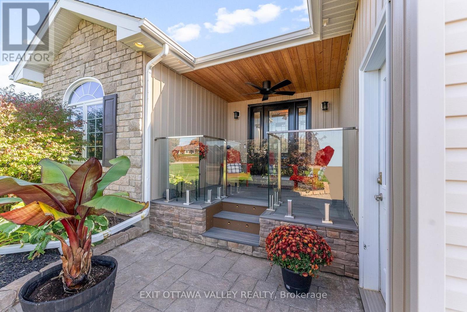 1 Fern Gully Lane, Whitewater Region, Ontario  K0J 1C0 - Photo 5 - X12442975