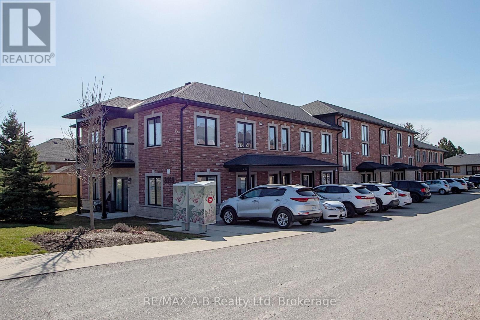 12 - 3199 Vivian Line 37, Stratford, Ontario  N0K 1J0 - Photo 3 - X12067205