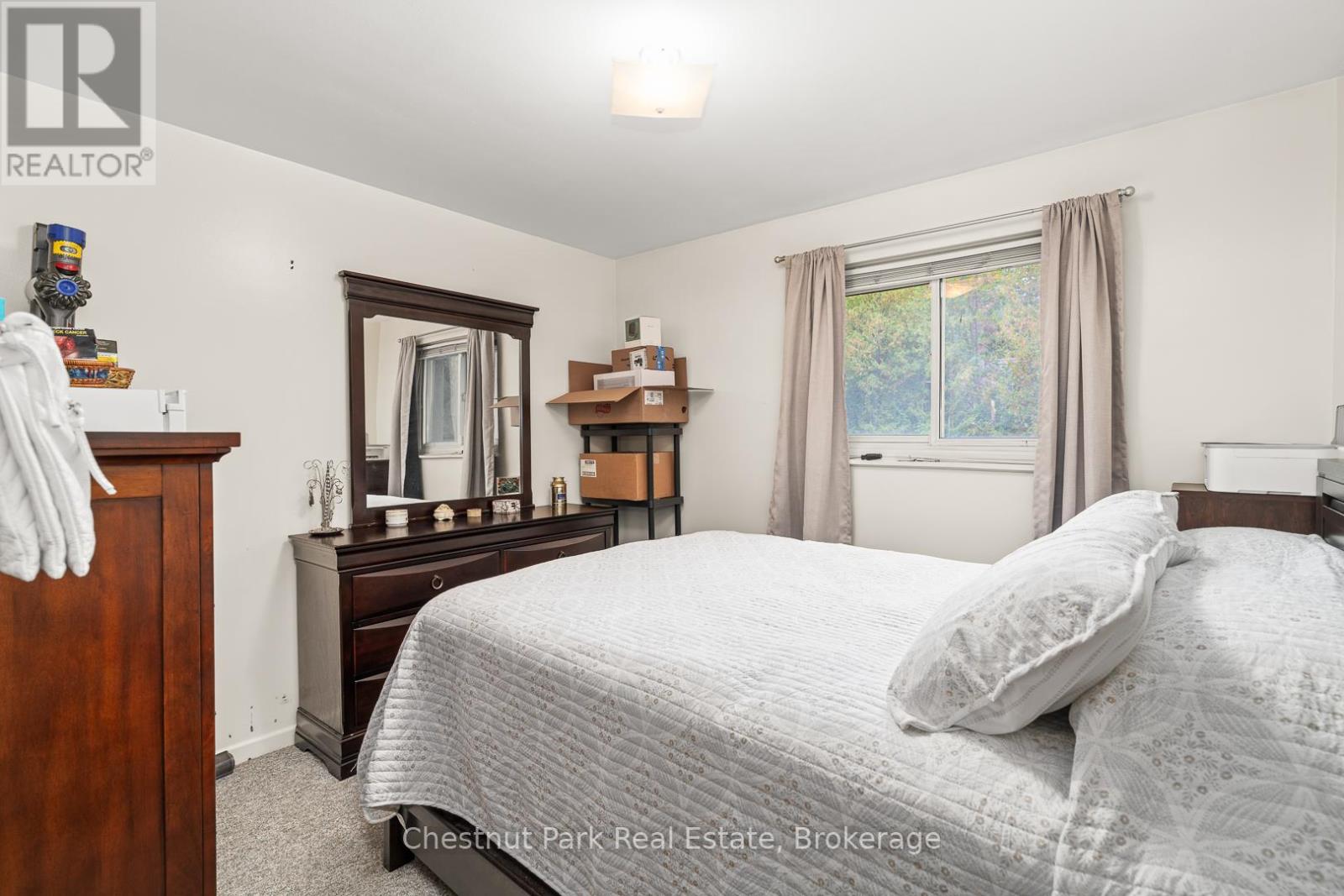 84 Hiram Street, Bracebridge, Ontario  P1L 1S6 - Photo 11 - X12443019