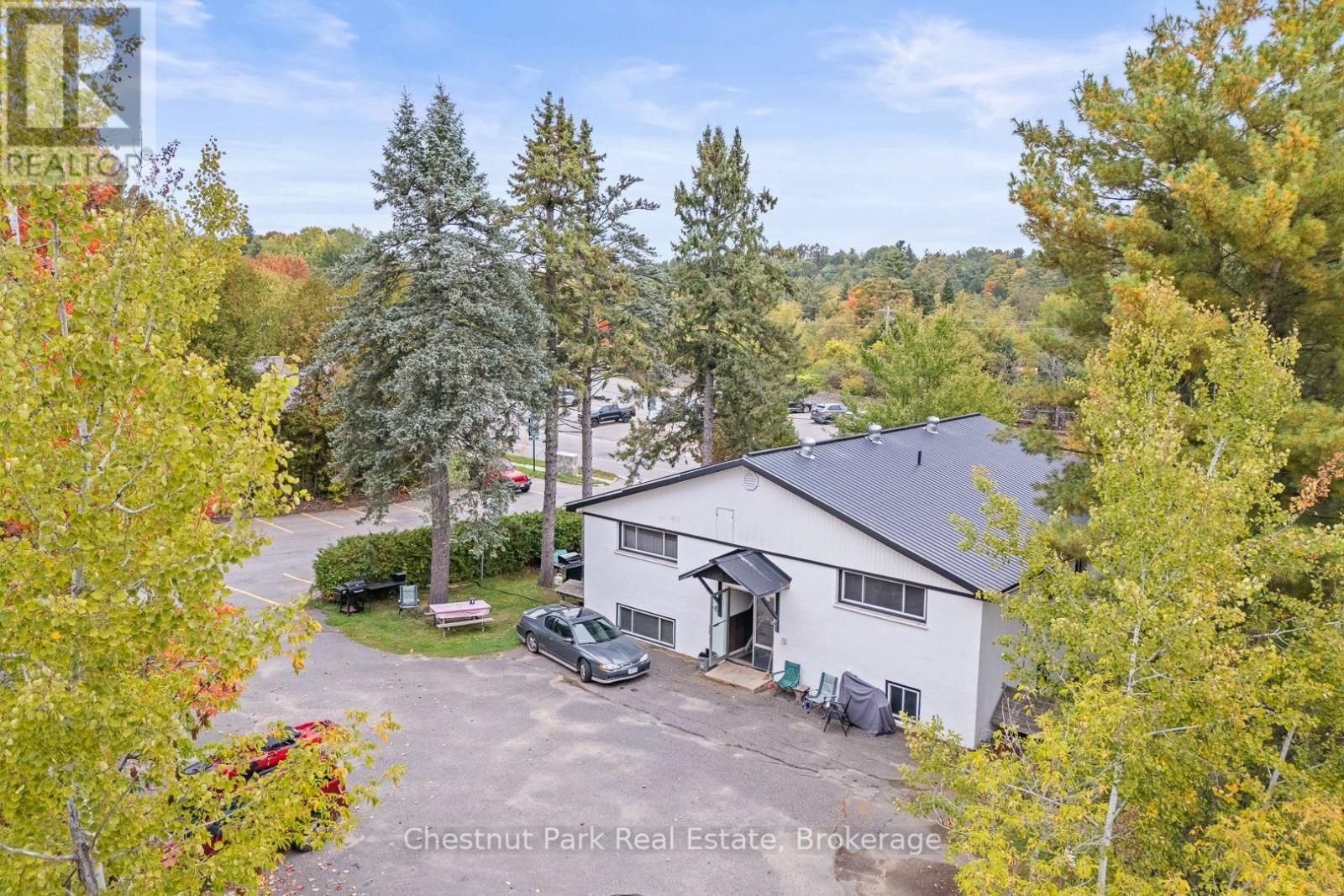 84 Hiram Street, Bracebridge, Ontario  P1L 1S6 - Photo 37 - X12443019