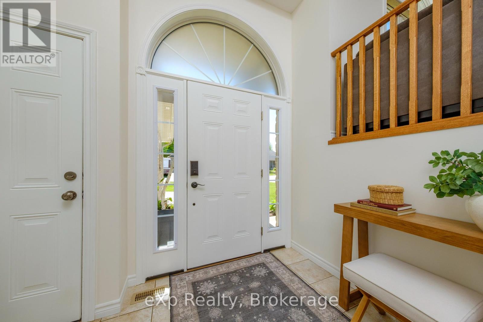 348 Stickel Street, Saugeen Shores, Ontario  N0H 2C1 - Photo 12 - X12443059