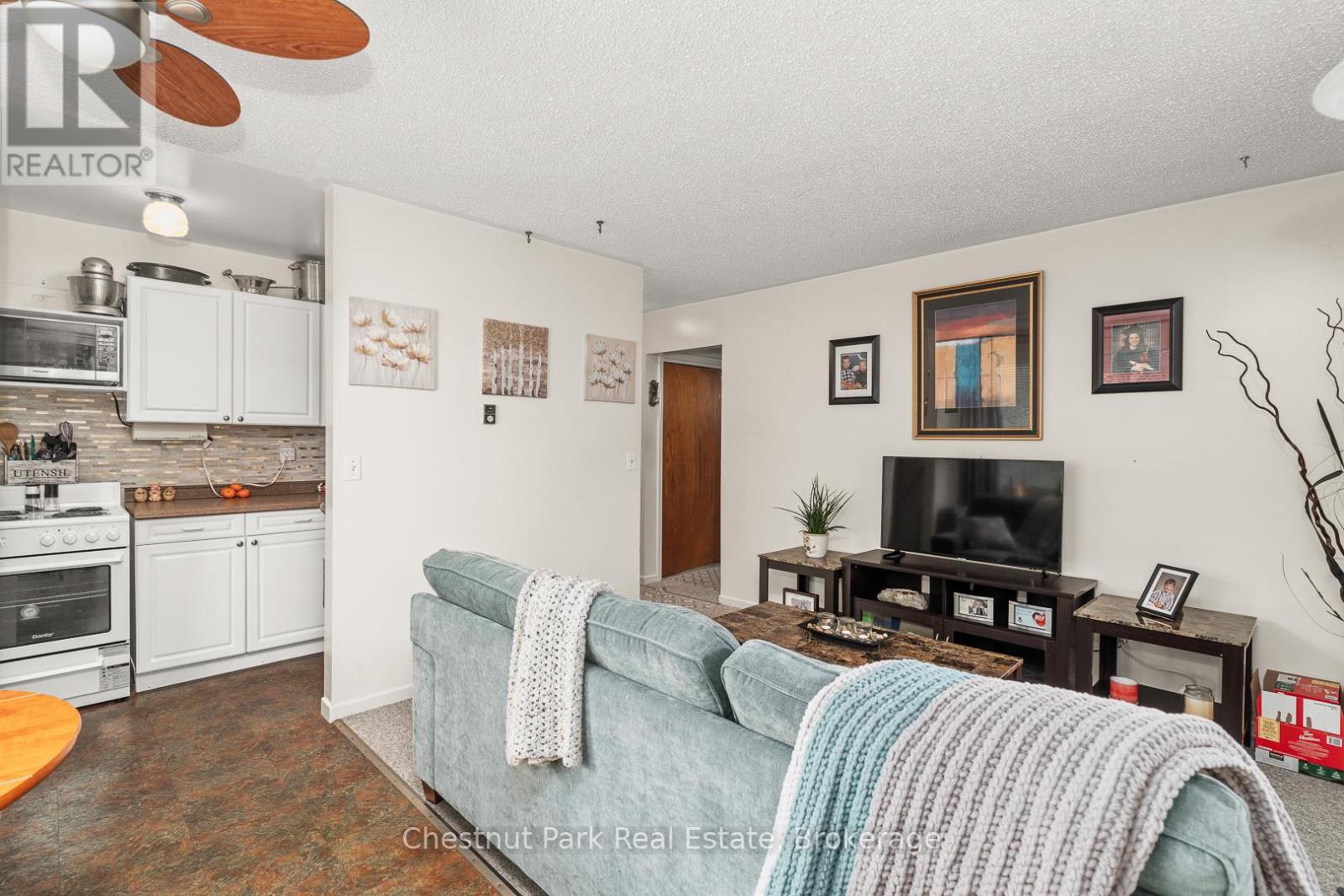 84 Hiram Street, Bracebridge, Ontario  P1L 1S6 - Photo 8 - X12443019