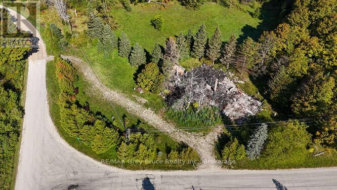 290 Clarke's Road, Northern Bruce Peninsula, Ontario  N0H 1W0 - Photo 27 - X12443066