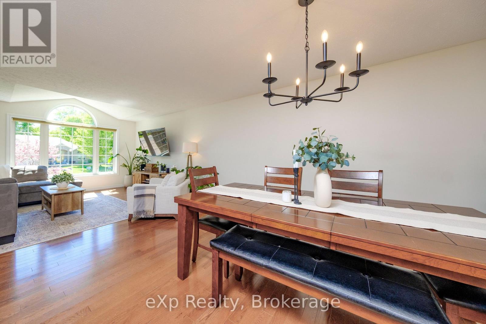 348 Stickel Street, Saugeen Shores, Ontario  N0H 2C1 - Photo 8 - X12443059