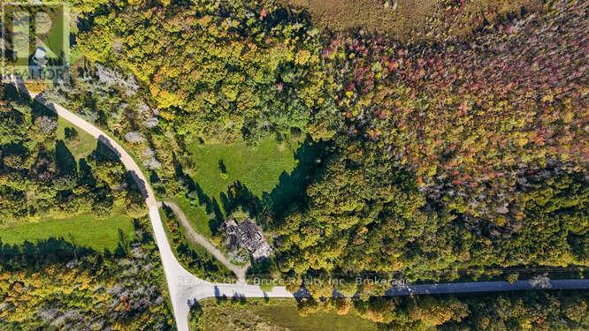 290 Clarke's Road, Northern Bruce Peninsula, Ontario  N0H 1W0 - Photo 8 - X12443066