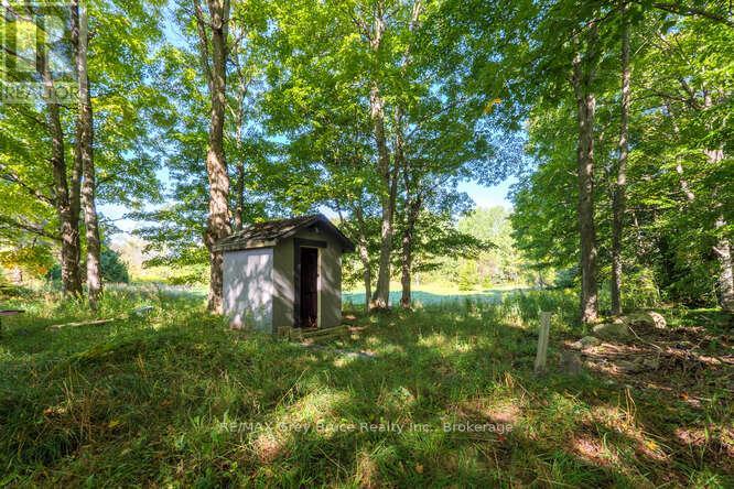 290 Clarke's Road, Northern Bruce Peninsula, Ontario  N0H 1W0 - Photo 46 - X12443066