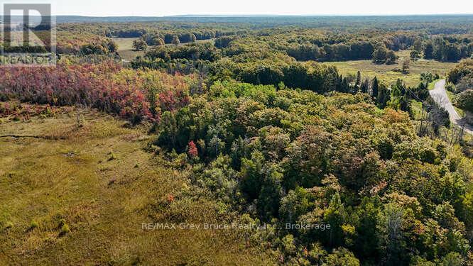 290 Clarke's Road, Northern Bruce Peninsula, Ontario  N0H 1W0 - Photo 21 - X12443066