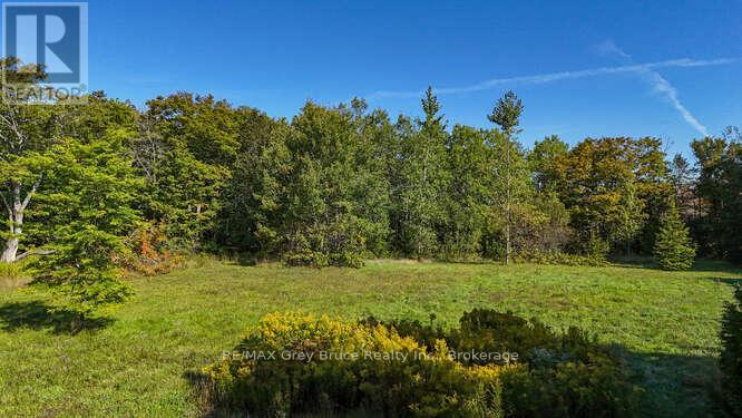 290 Clarke's Road, Northern Bruce Peninsula, Ontario  N0H 1W0 - Photo 14 - X12443066